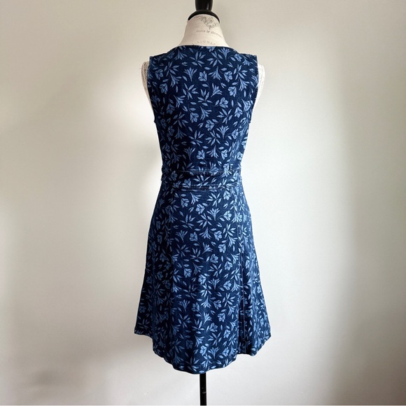 NWT Draper James Denim Dress with Blue Floral Design - Picture 2 of 11